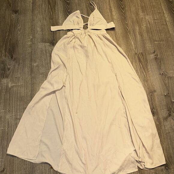 Travachic Ring Linked Criss-Cross Tie Backless M-Slit Hem Dress - Picture 3 of 6